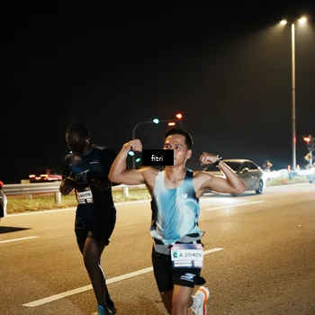 Runner Photo 7491553