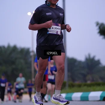 Runner Photo 7491558