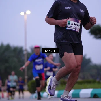 Runner Photo 7491572