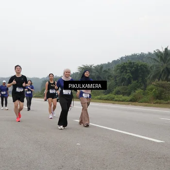 Runner Photo 7491574