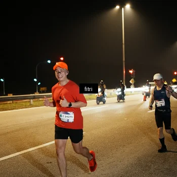 Runner Photo 7491595