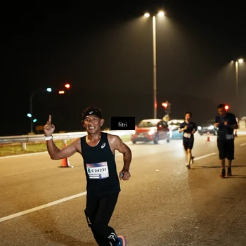 Runner Photo 7491607