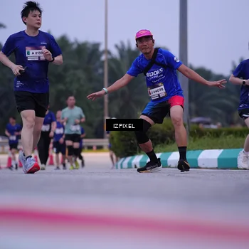 Runner Photo 7491613