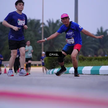 Runner Photo 7491618