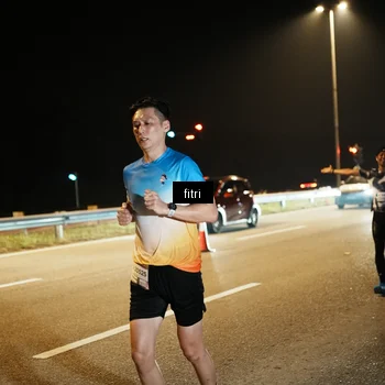Runner Photo 7491636