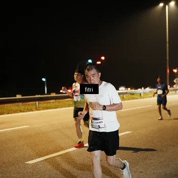 Runner Photo 7491647