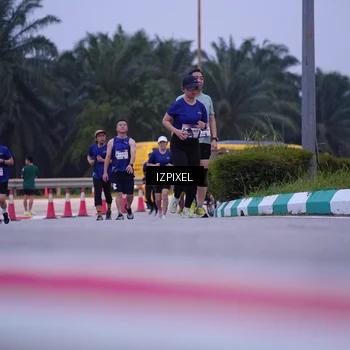Runner Photo 7491678
