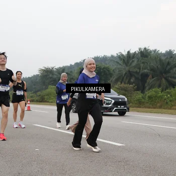 Runner Photo 7491681