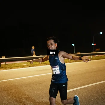 Runner Photo 7491690