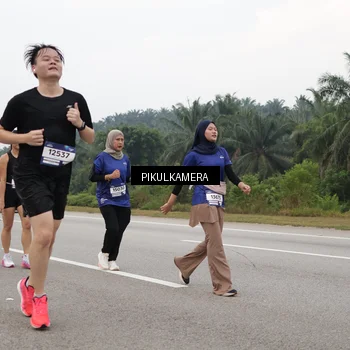 Runner Photo 7491718