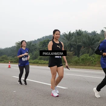 Runner Photo 7491735