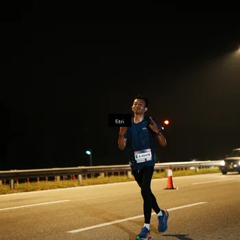 Runner Photo 7491747