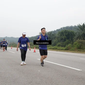 Runner Photo 7491789