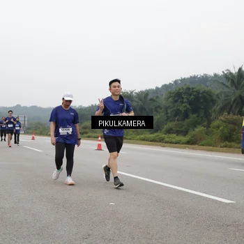 Runner Photo 7491802
