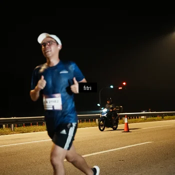 Runner Photo 7491812
