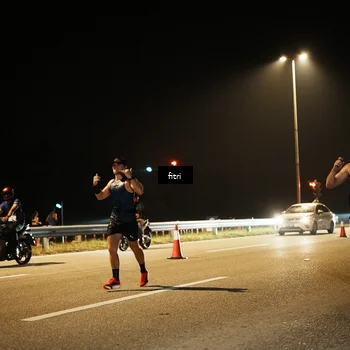 Runner Photo 7491835