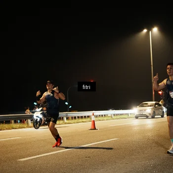 Runner Photo 7491836