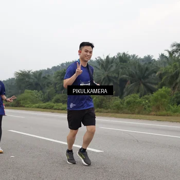 Runner Photo 7491841