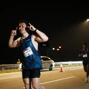 Runner Photo 7491845