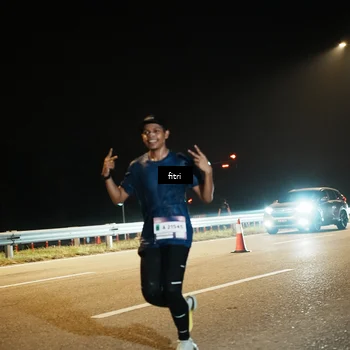Runner Photo 7491926