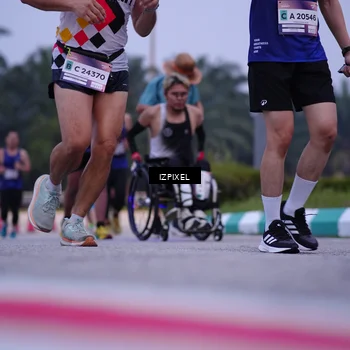 Runner Photo 7491945
