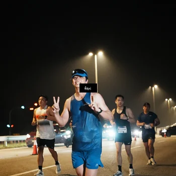 Runner Photo 7491948