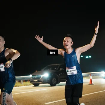 Runner Photo 7491985