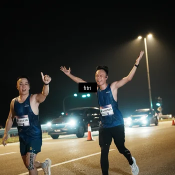 Runner Photo 7492010