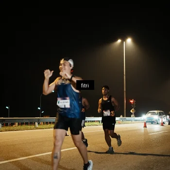 Runner Photo 7492019