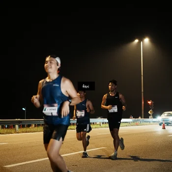 Runner Photo 7492037