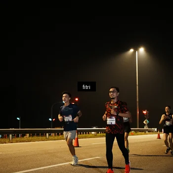 Runner Photo 7492047