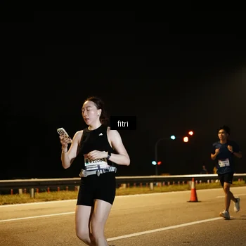 Runner Photo 7492060