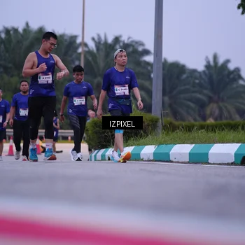 Runner Photo 7492065