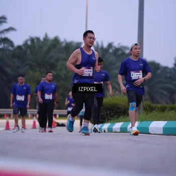 Runner Photo 7492076