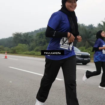Runner Photo 7492098
