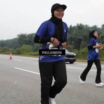 Runner Photo 7492105