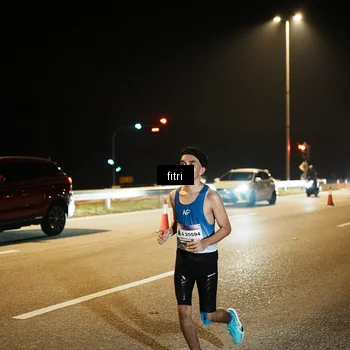 Runner Photo 7492156
