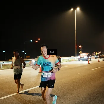 Runner Photo 7492186