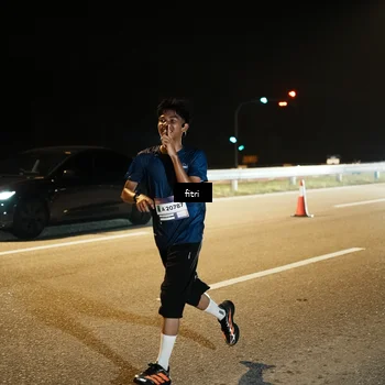 Runner Photo 7492217