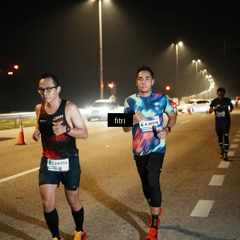 Runner Photo 7492221