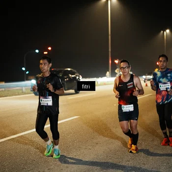 Runner Photo 7492222