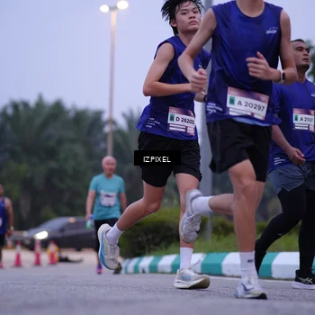 Runner Photo 7492228