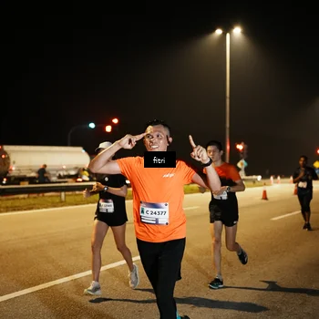 Runner Photo 7492242