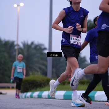 Runner Photo 7492257