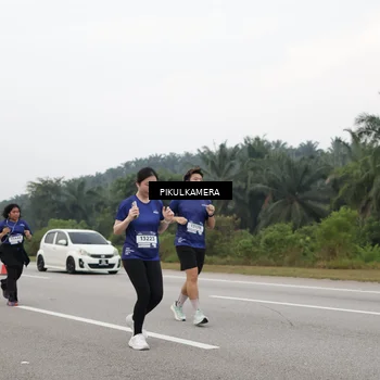 Runner Photo 7492283