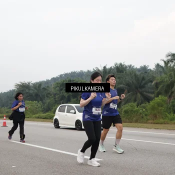 Runner Photo 7492285