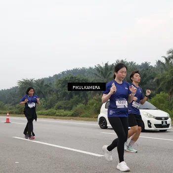 Runner Photo 7492302