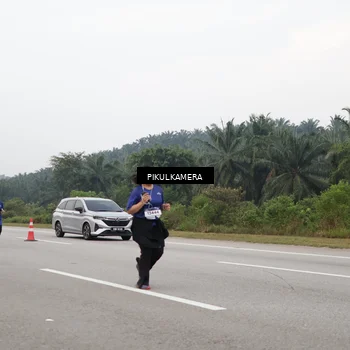 Runner Photo 7492310