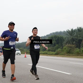 Runner Photo 7492327