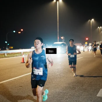 Runner Photo 7492331